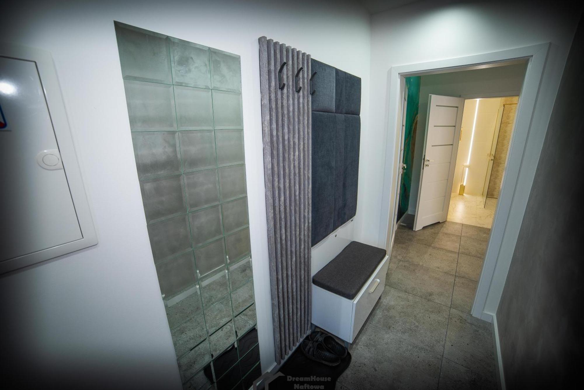 Apartment Dream House Naftowa